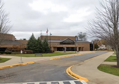Geneva High School Lockdown Reported in Illinois as Police Response Remains Unconfirmed